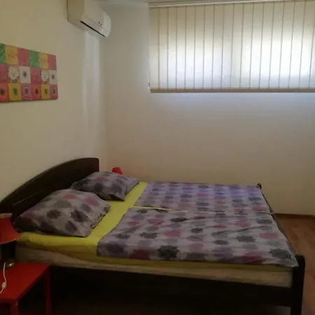 Center * Split